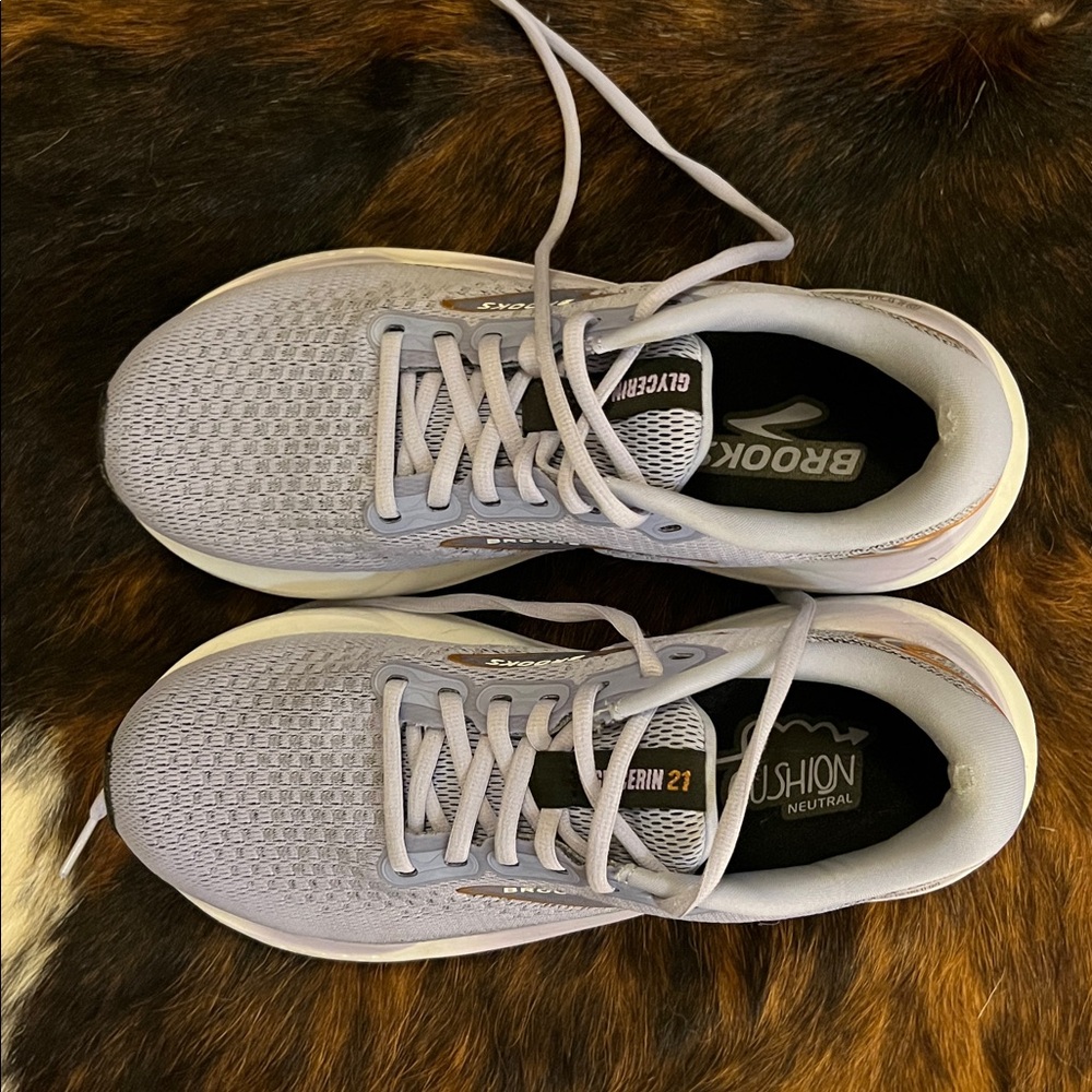Brooks Glycerine 21 light purple shoes - Picture 2 of 10